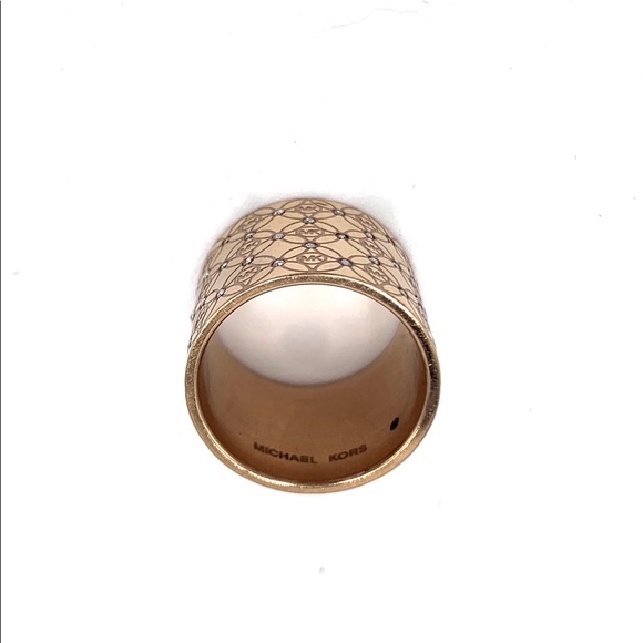 Michael Kors Barrel Logo Monogram Ring - Picture 4 of 6